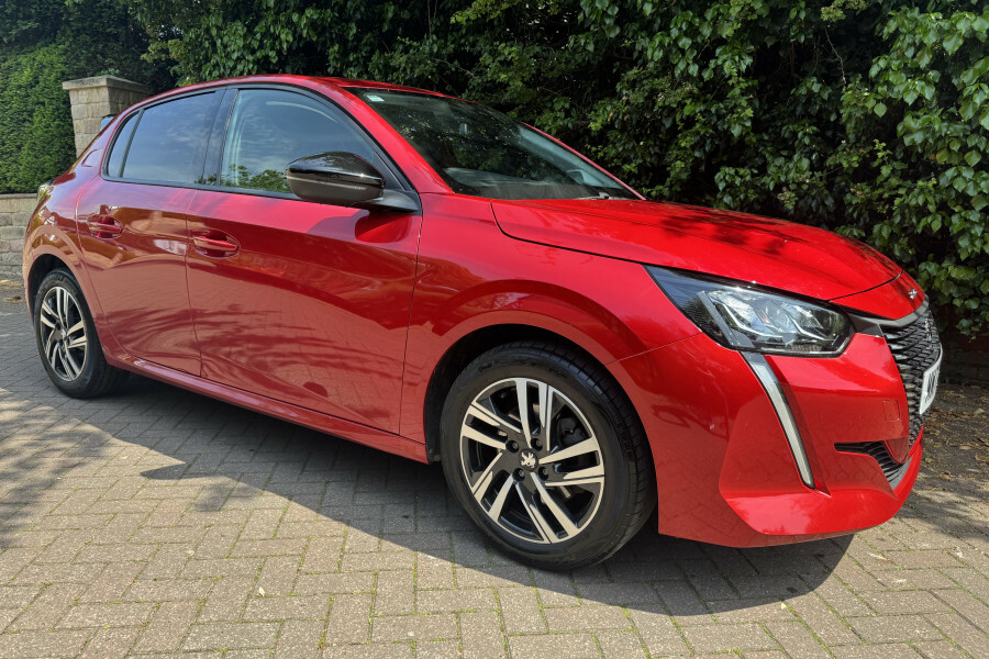 Peugeot 208 Hatchback Red