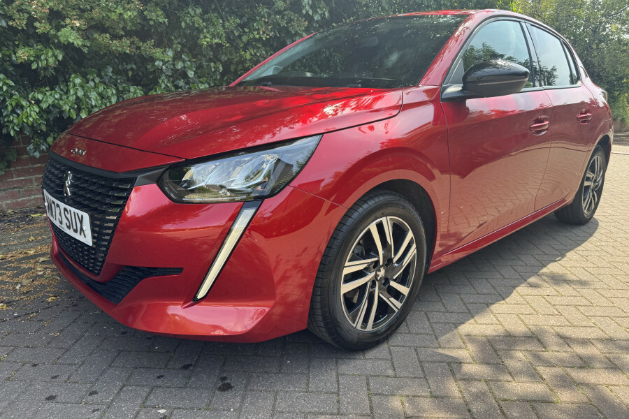 Peugeot 208 Hatchback MW73SUX Red #3