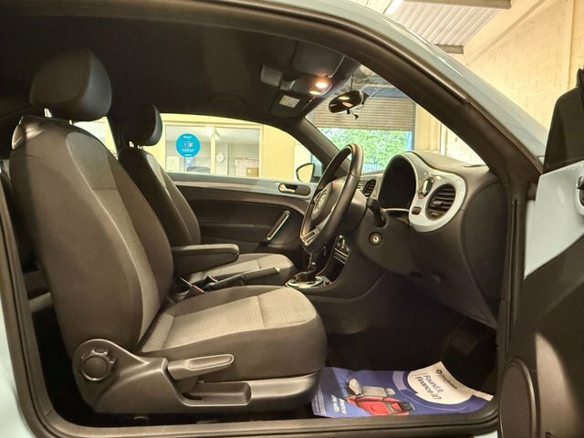 Volkswagen Beetle 1.2 Tsi Design Hatchback Dsg Blue #2