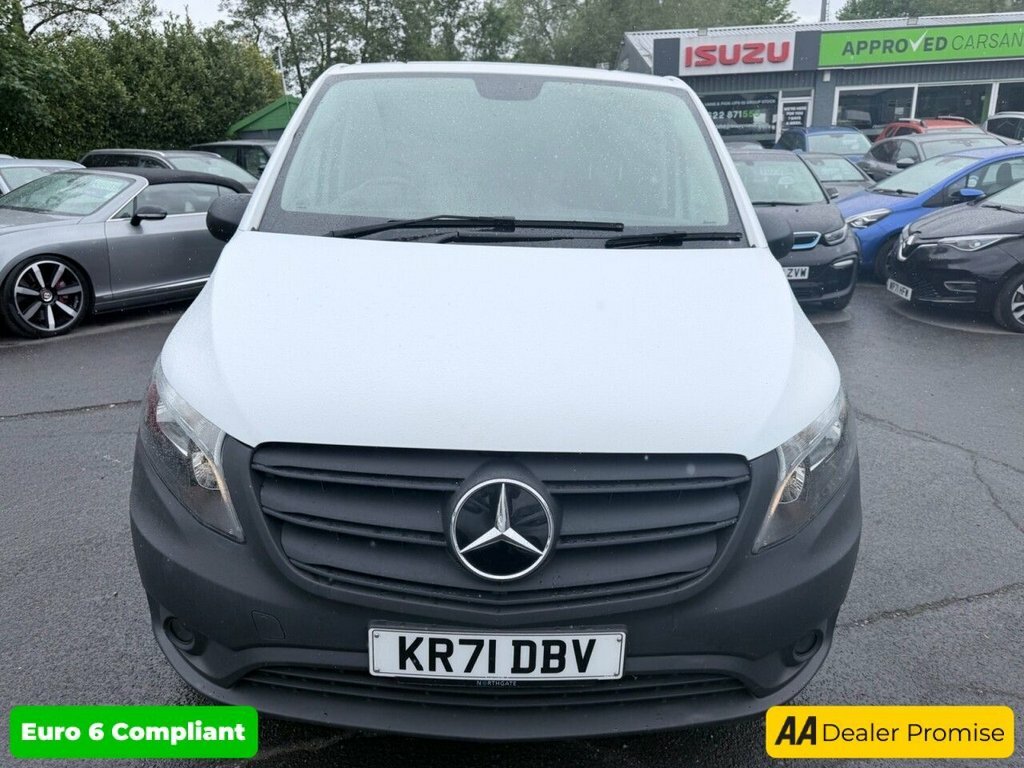 Mercedes-Benz Vito 2L Progressive KR71DBV White #2
