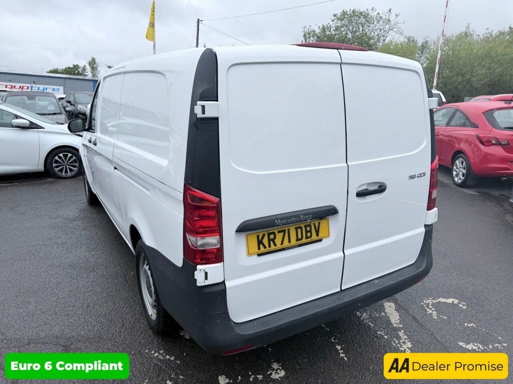 Mercedes-Benz Vito 2L Progressive KR71DBV White #5