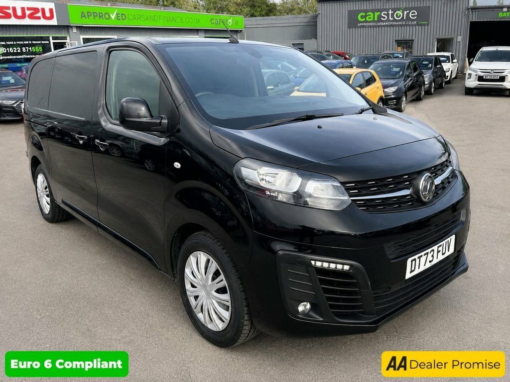 Vauxhall Vivaro 1.5L Pro 6Dr Black