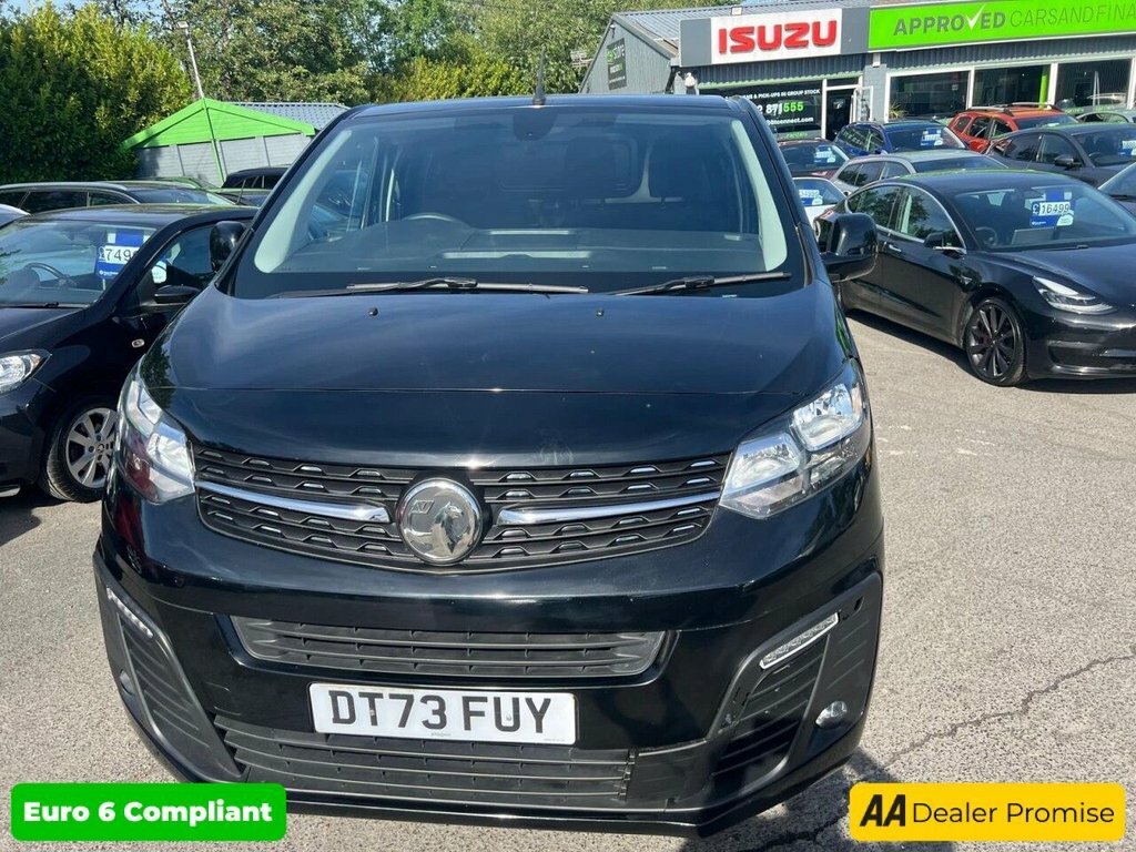 Vauxhall Vivaro 1.5L Pro 6Dr DT73FUY Black #4