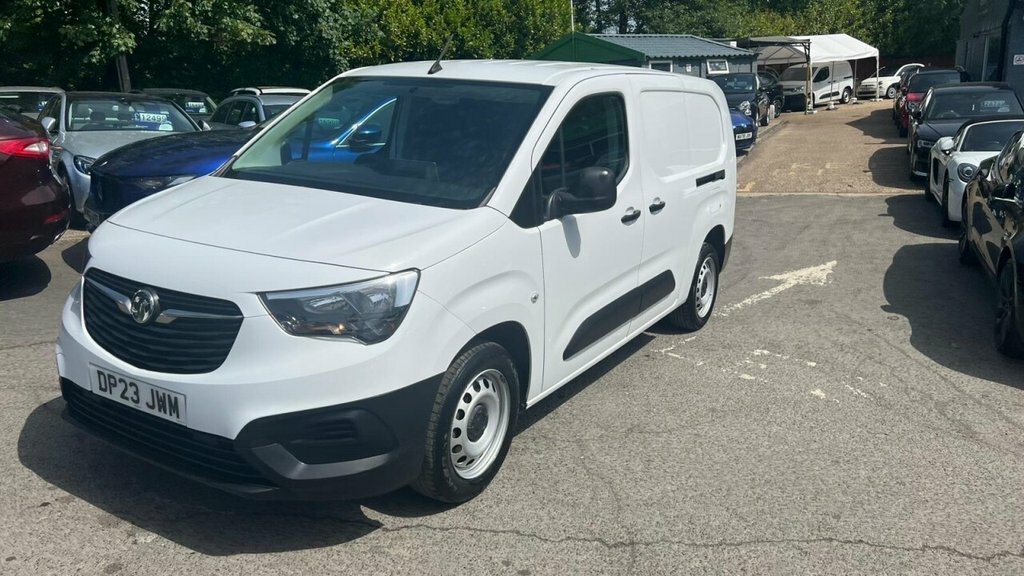 Vauxhall Combo 1.5L Prime 6Dr DP23JWM White #6