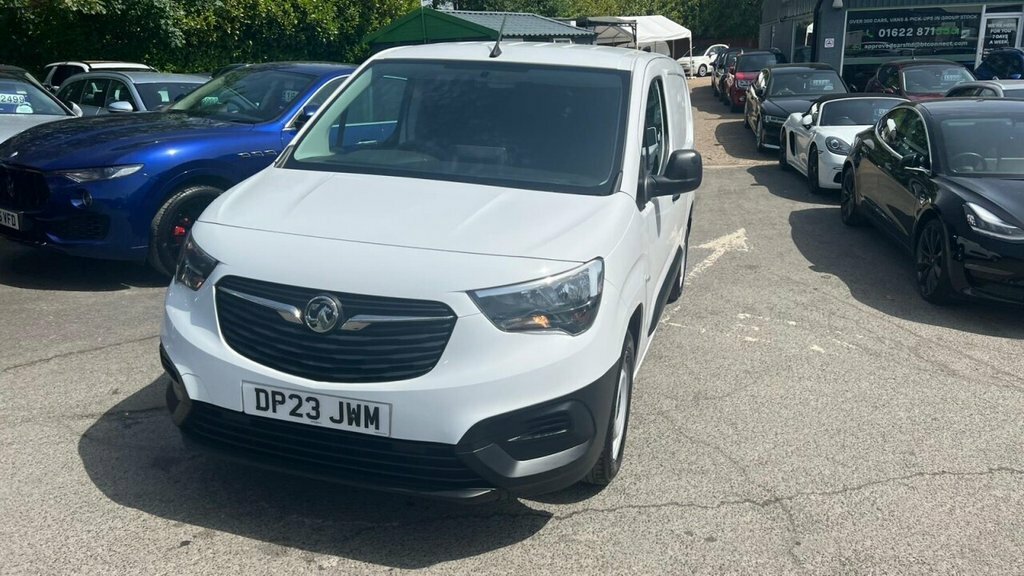 Vauxhall Combo 1.5L Prime 6Dr DP23JWM White #5