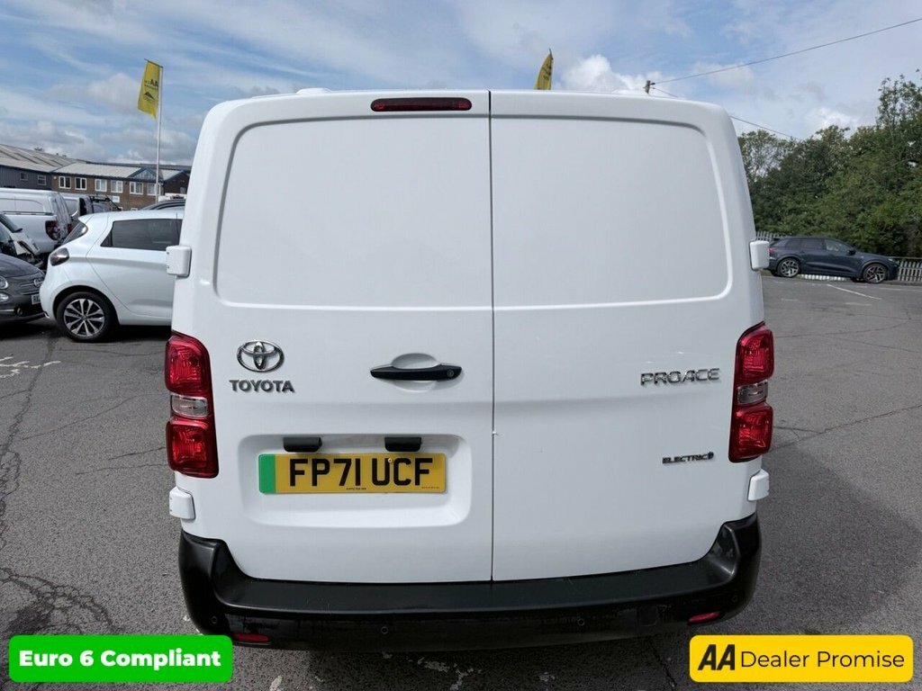 Toyota PROACE Mpv FP71UCF White #6