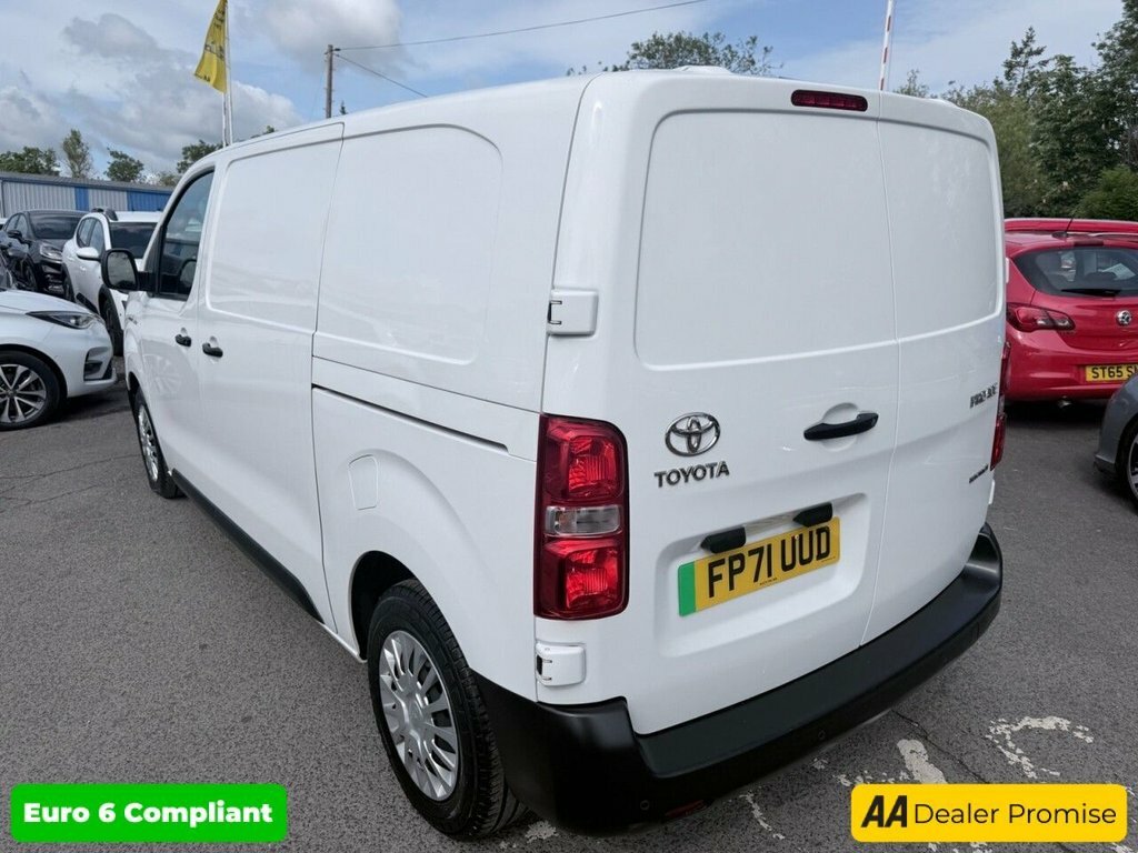 Toyota PROACE Mpv FP71UUD White #5