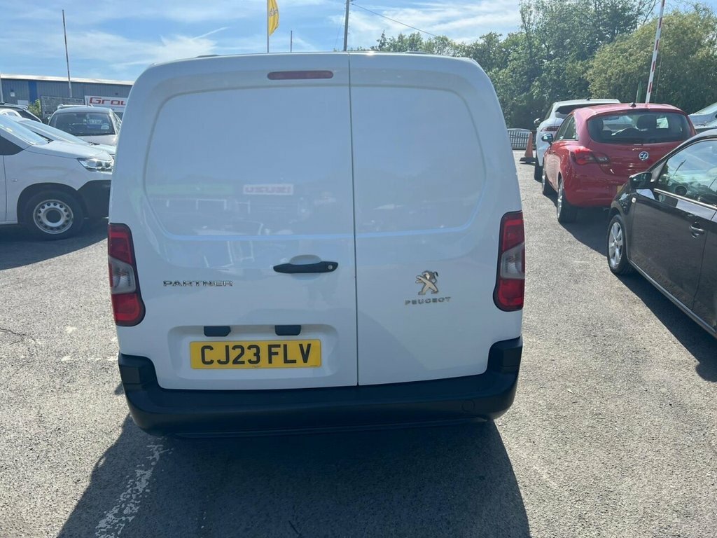 Peugeot Partner 1.5L Professional Premium CJ23FLV White #3