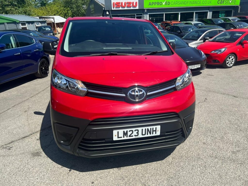 Toyota PROACE 1.5L Active 6Dr LM23UNH Red #4
