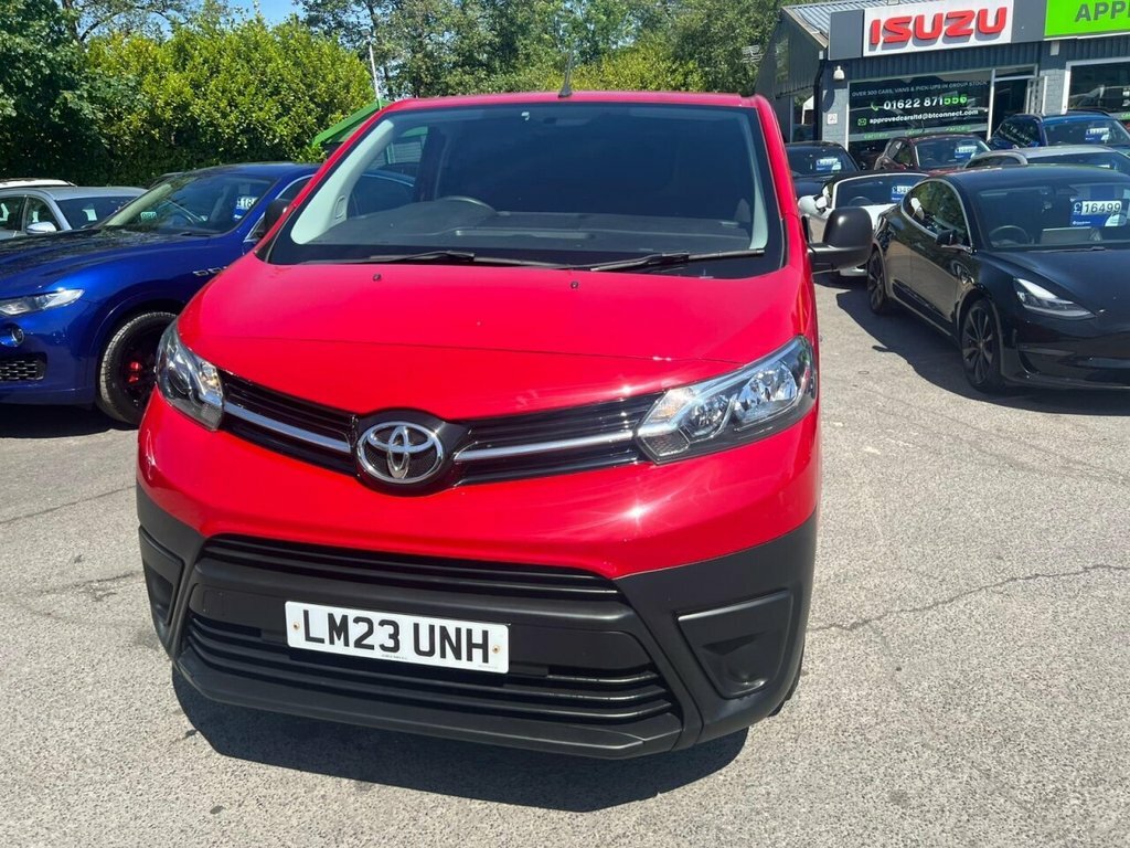 Toyota PROACE 1.5L Active 6Dr LM23UNH Red #5