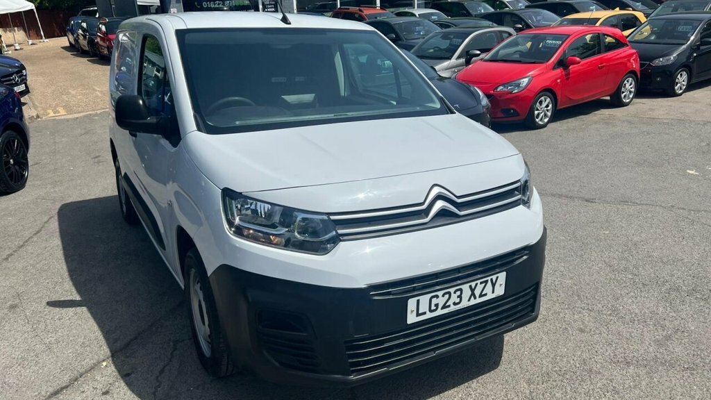 Citroen Berlingo 1.5L Enterprise Edition M LG23XZY White #2