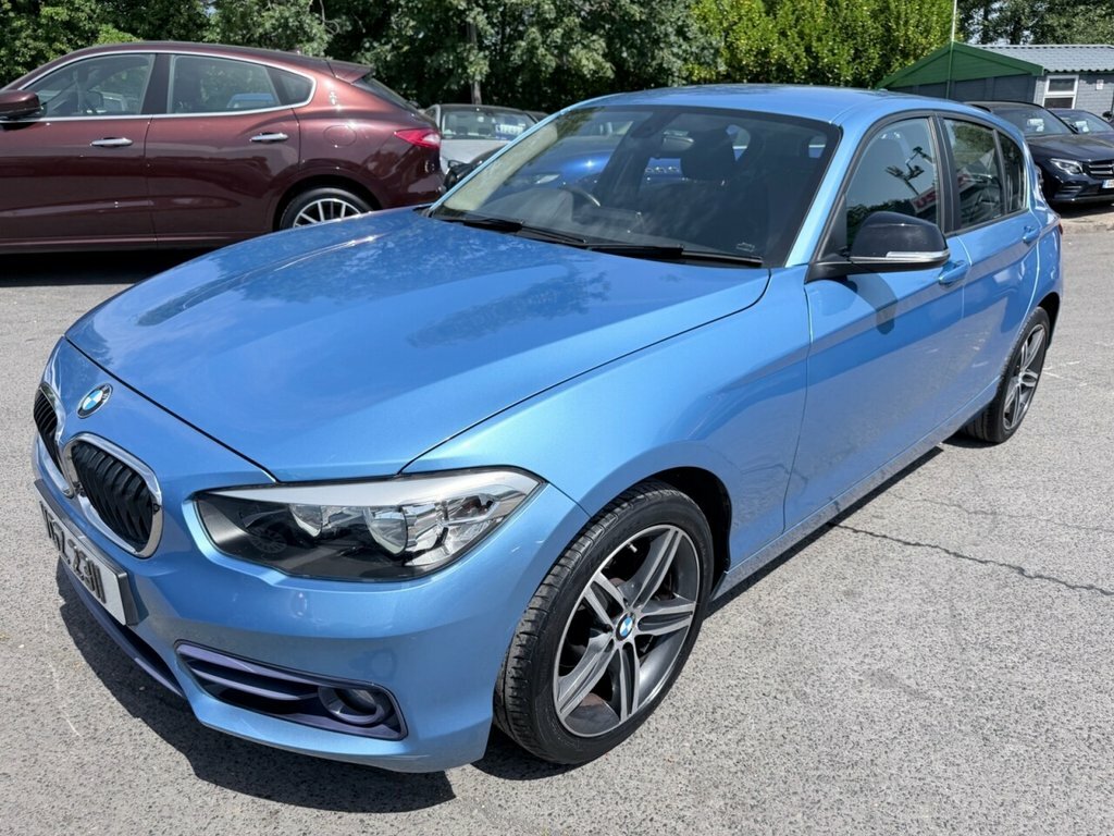 BMW 1 Series Hatchback VGZ2311 Blue #3