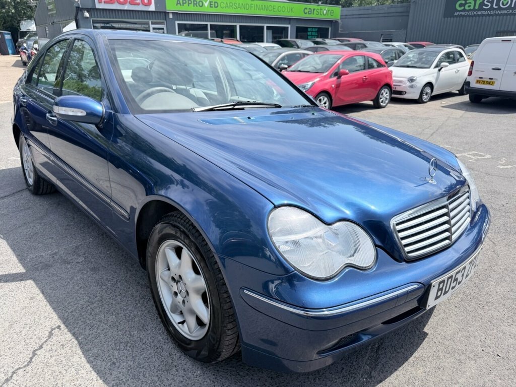 Mercedes-Benz C Class 1.8L Elegance Se Blue