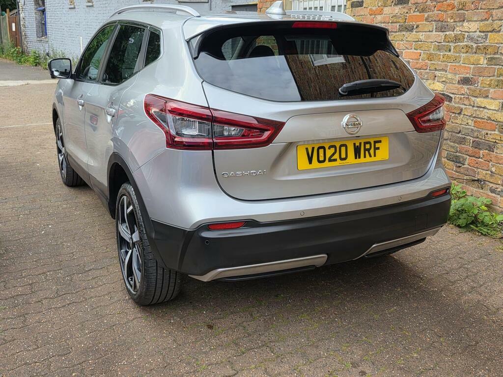 Nissan Qashqai 1.3 Dig-t Tekna Dct Euro 6 S S V020WRF Silver #4