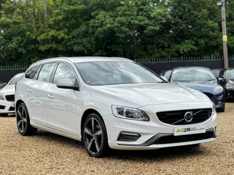 Volvo V60 2.0 T4 R-design RO67KFL White #5