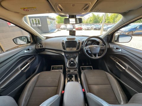 Ford Kuga 2.0 Tdci Titanium LM67WHD White #2