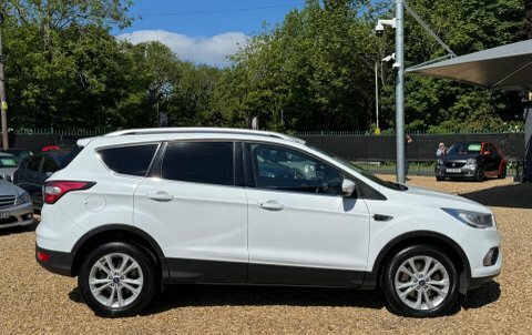 Ford Kuga 2.0 Tdci Titanium LM67WHD White #4