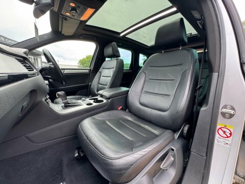 Volkswagen Touareg Se Dpf Black #22