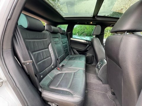 Volkswagen Touareg Se Dpf Black #17