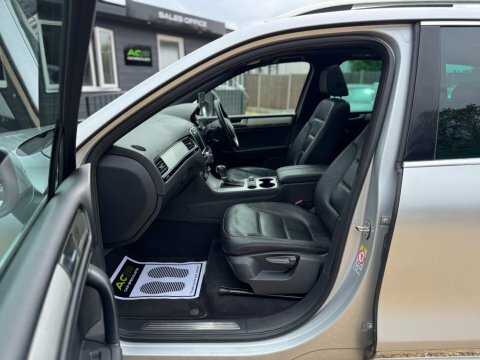 Volkswagen Touareg Se Dpf Black #21