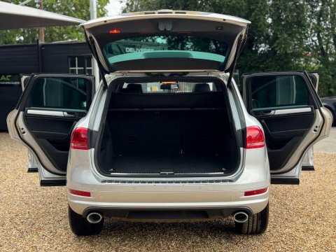 Volkswagen Touareg Se Dpf Black #8
