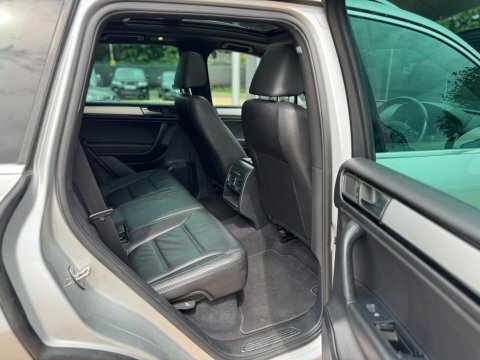 Volkswagen Touareg Se Dpf Black #16