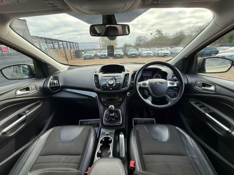 Ford Kuga 2.0 Tdci Titanium SP65FDM Green #2
