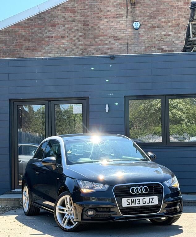 Audi A1 1.4 Tfsi S Line S Tronic Euro 5 Ss Black