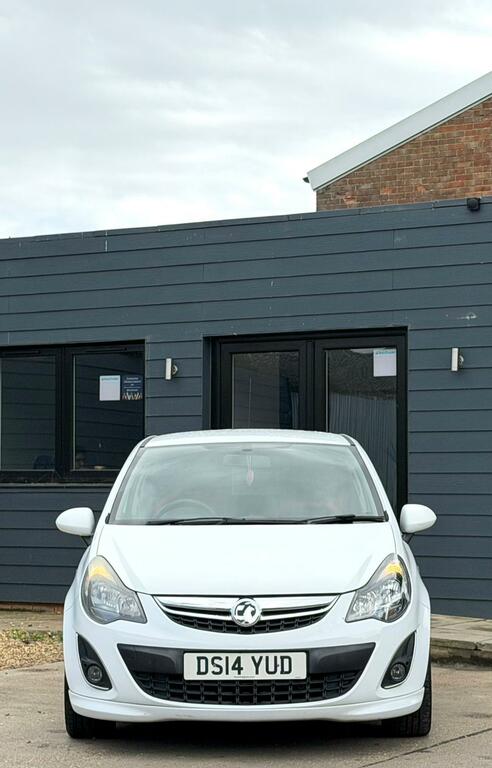 Vauxhall Corsa 1.4 16V Sri Euro 5 DS14YUD White #4
