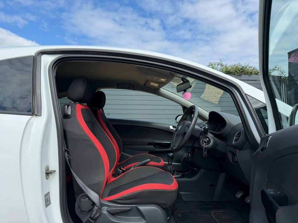 Vauxhall Corsa 1.4 16V Sri Euro 5 DS14YUD White #5