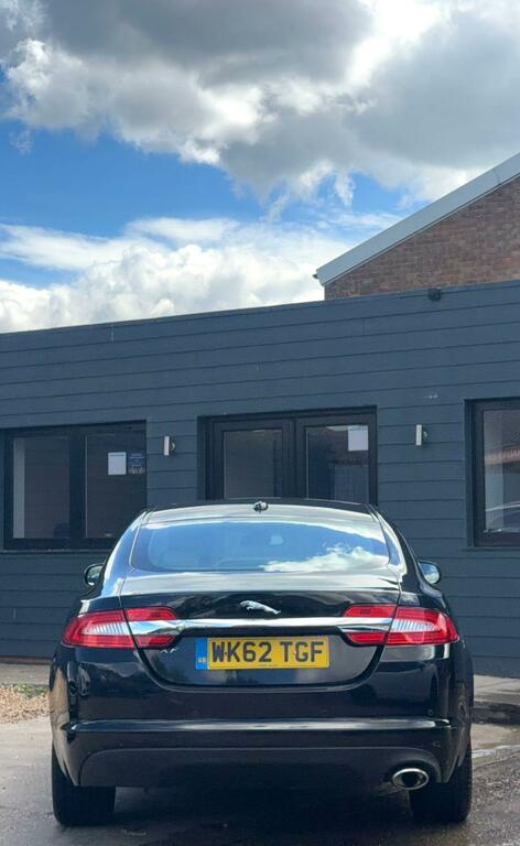 Jaguar XF 2.2D Luxury Euro 5 Ss WK62TGF Black #6