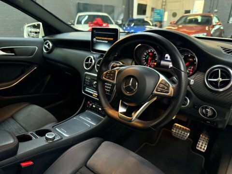 Mercedes-Benz A Class 2.1 A 220 HK16HFN White #2