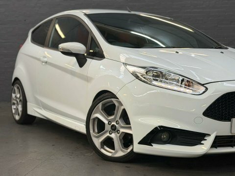 Ford Fiesta 1.6 Fiesta St-2 BT66KVR White #4