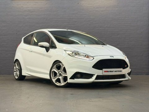 Ford Fiesta 1.6 Fiesta St-2 White