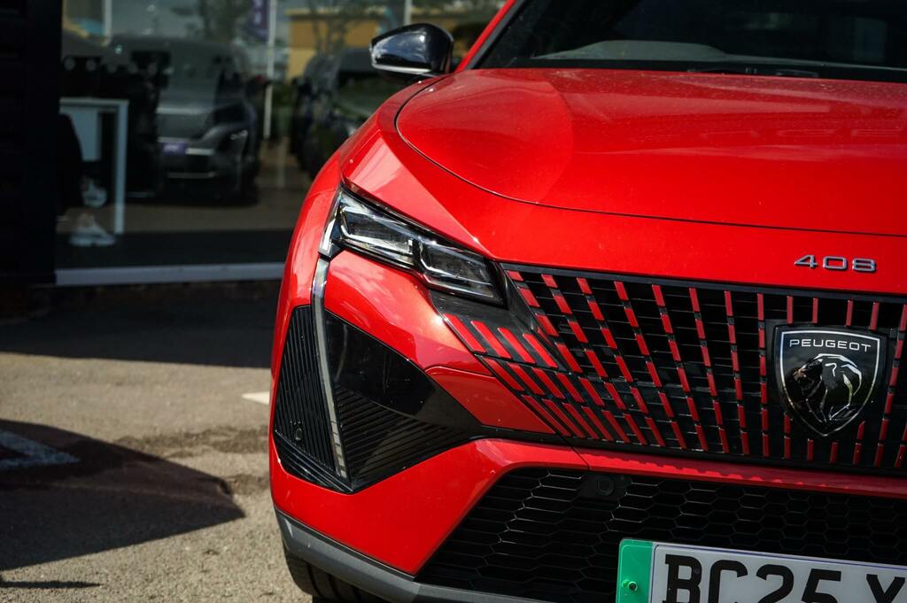 Peugeot 408 58Kwh 210 1-Speed BC25YPJ Red #6