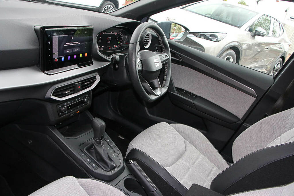 Seat Arona 1.0 Tsi 115 Fr Sport Dsg Grey #2