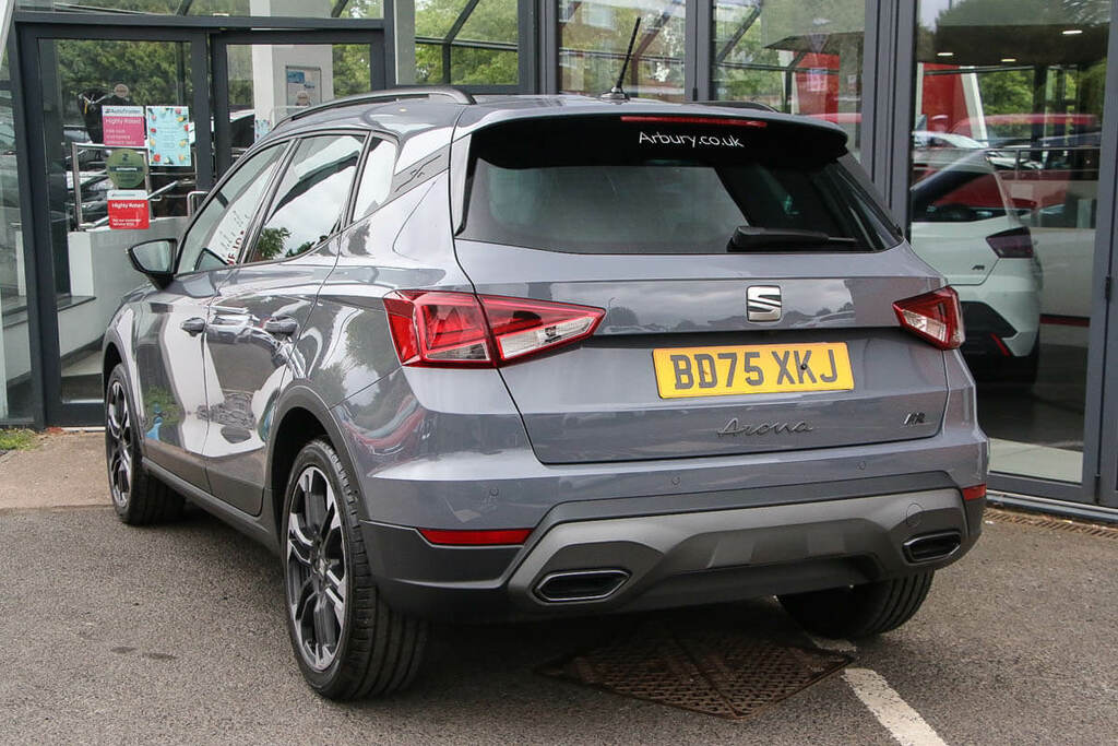 Seat Arona 1.0 Tsi 115 Fr Sport Dsg Grey #3