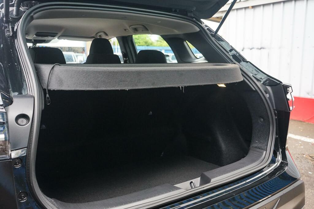Nissan Qashqai 1.3 Dig-t Mh Acenta Premium Black #6