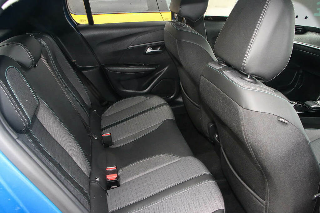 Peugeot 208 1.2 Puretech 100 Allure Premium Eat8 VK73WMZ Blue #6