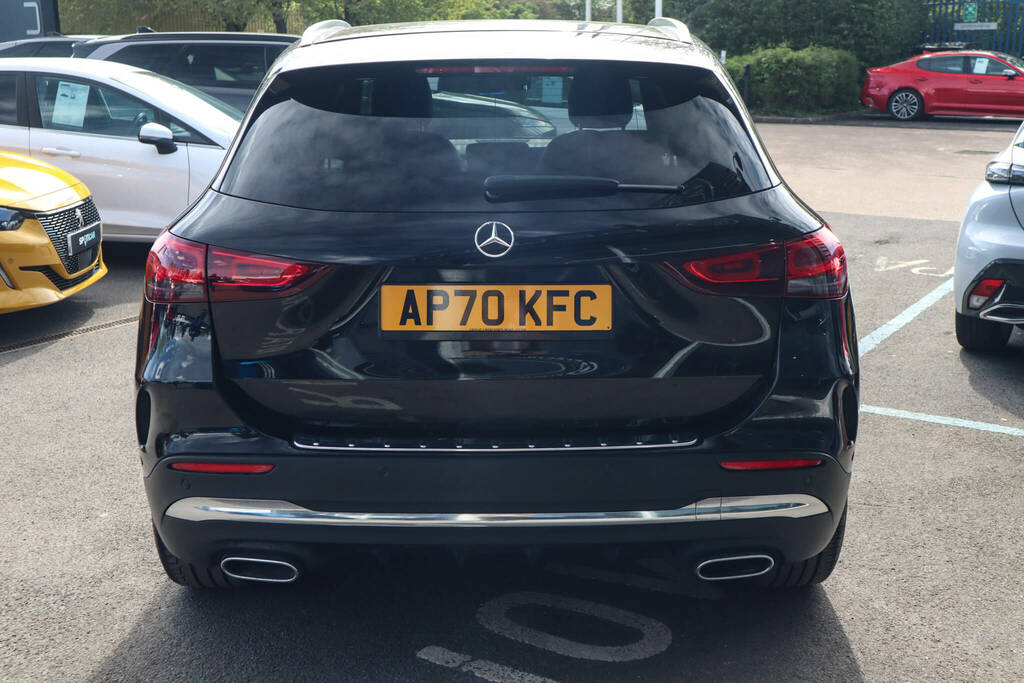 Mercedes-Benz GLA Class Gla200d Amg Line Premium Suv My20.5 2020 Black #4