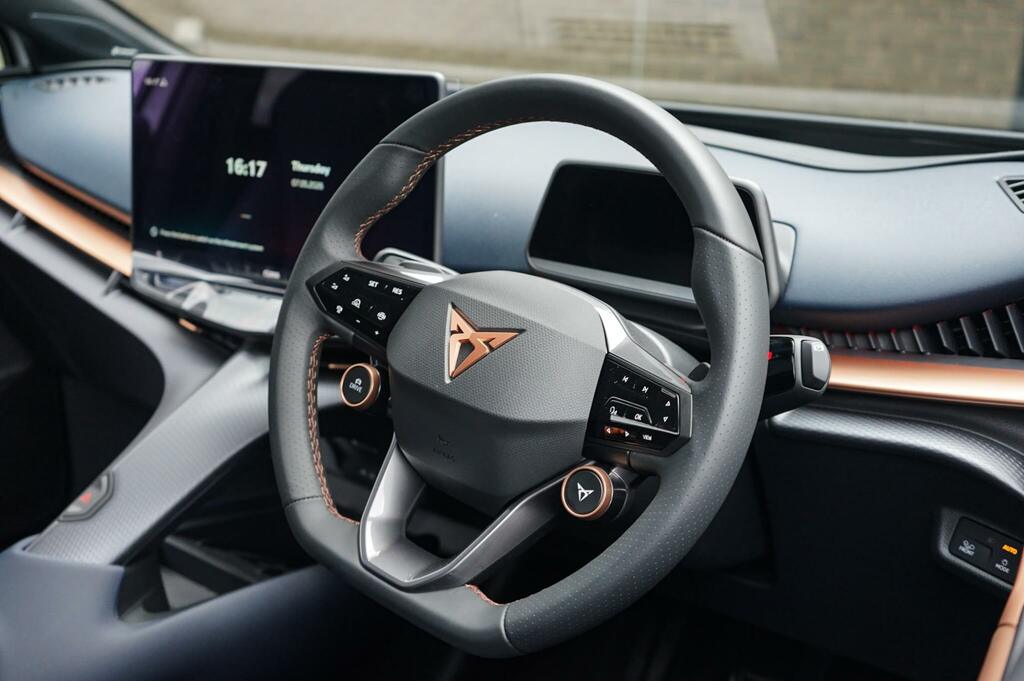 Cupra Tavascan 250Kw Vz1 77Kwh BF26AEN White #6