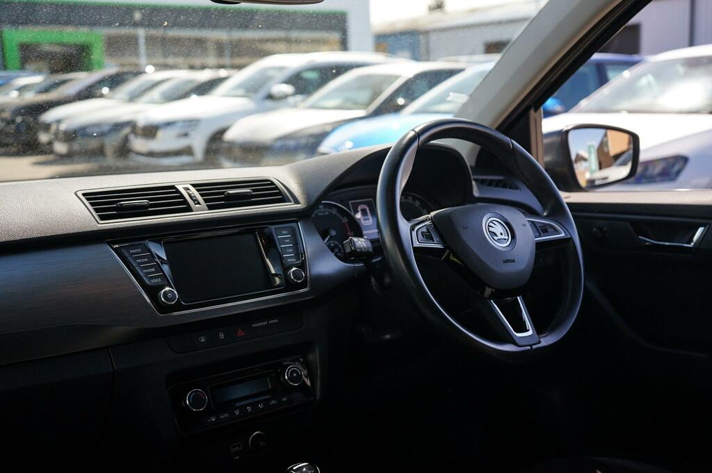 Skoda Fabia 1.0 Tsi 110 Se L Dsg GM19NLX Grey #2