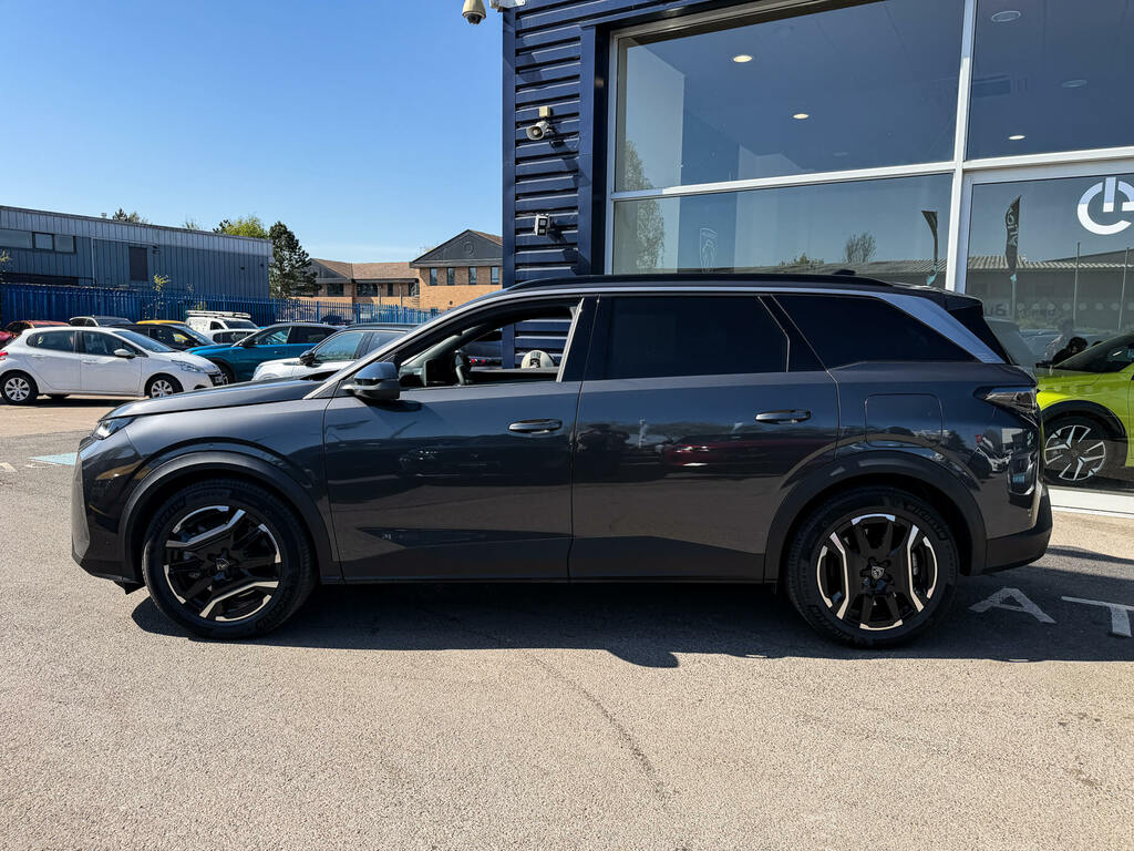 Peugeot 5008 73Kwh 210 1-Speed #5