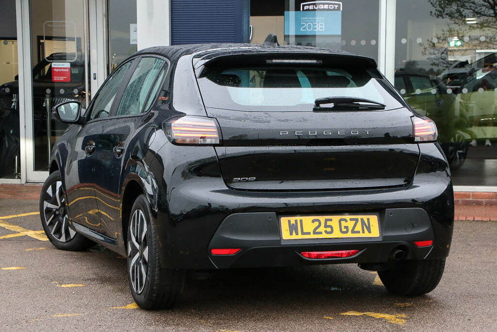 Peugeot 208 1.2L 100 Ss 6-Speed WL25GZN Black #4