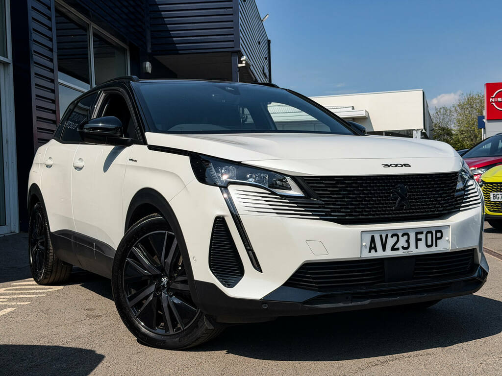 Peugeot 3008 1.6 Hybrid4 300 Gt E-eat8 White