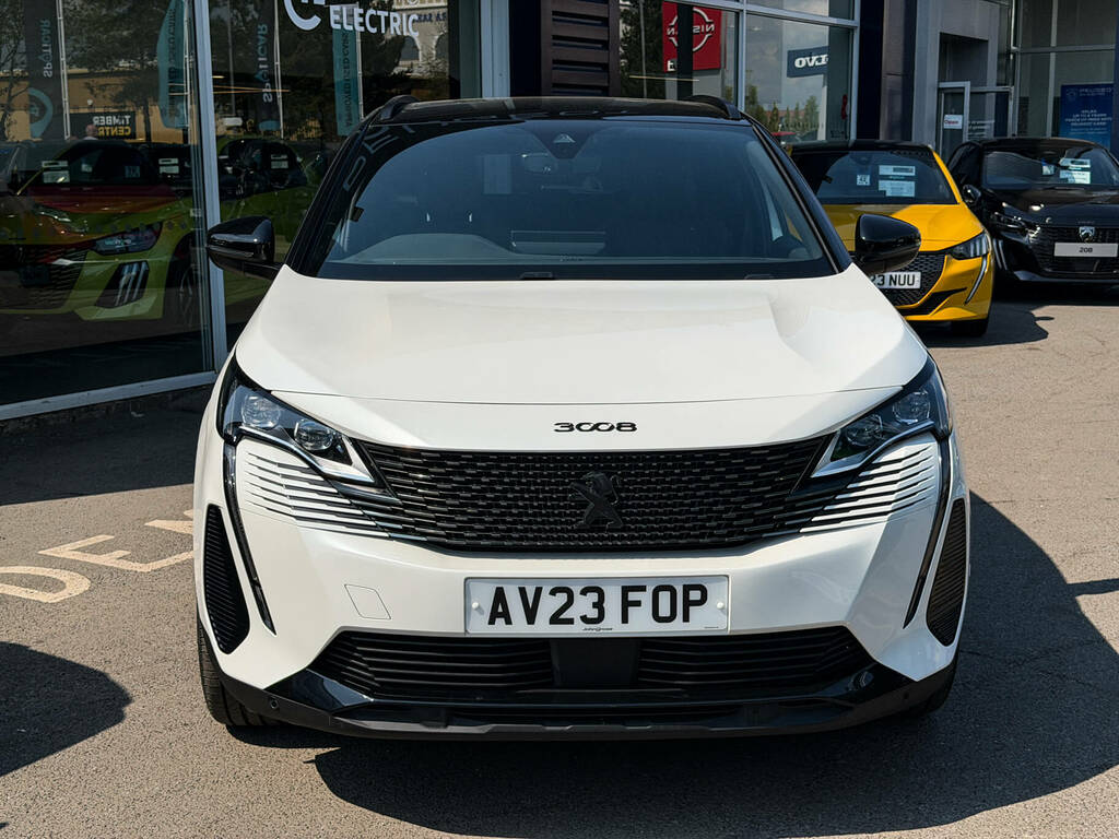 Peugeot 3008 1.6 Hybrid4 300 Gt E-eat8 White #3