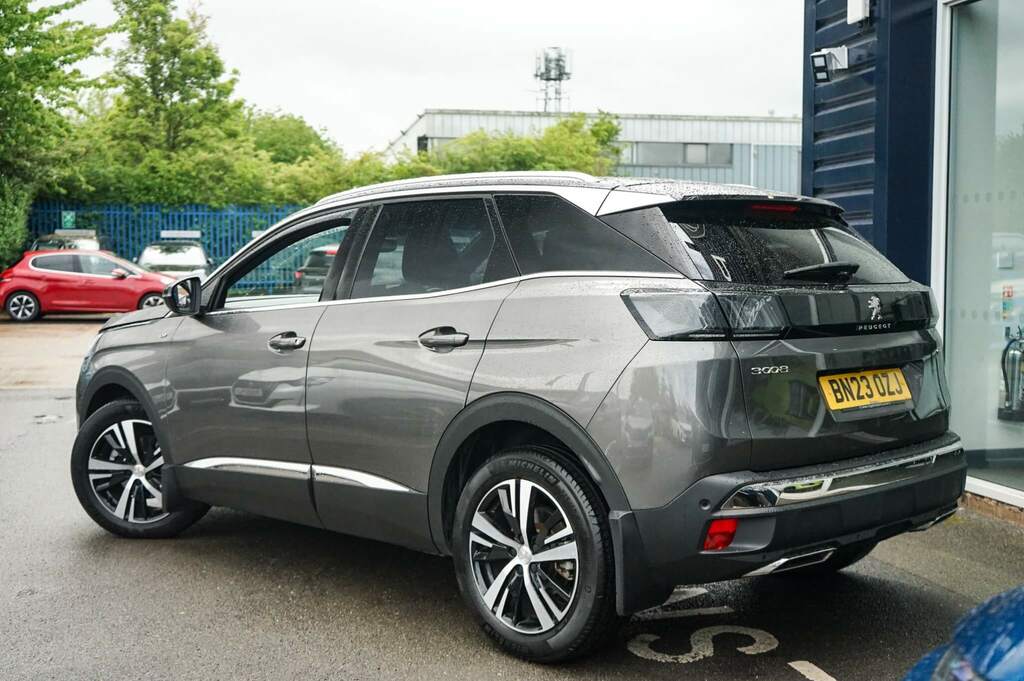 Peugeot 3008 1.5 Bluehdi Gt Eat8 Grey #2