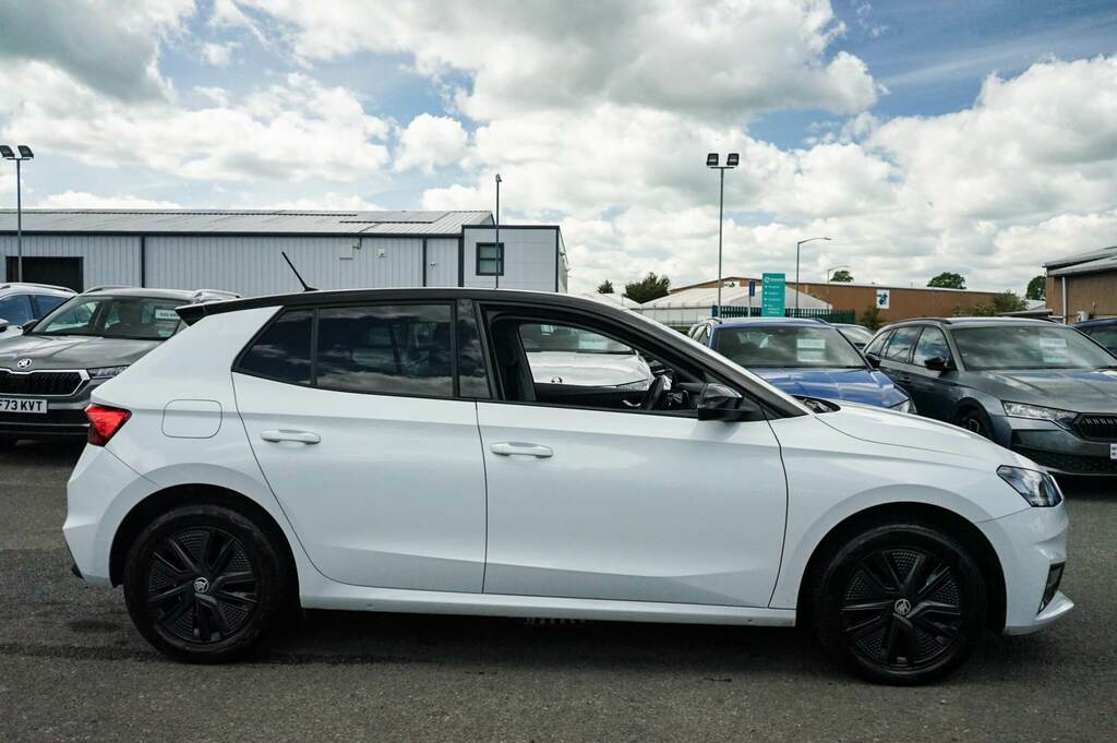 Skoda Fabia 1.0 Tsi Colour Edition BF23KWV White #4