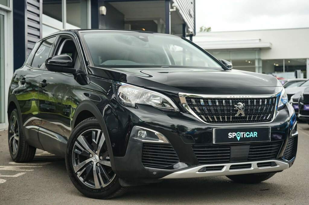 Peugeot 3008 1.2 Puretech Allure Black