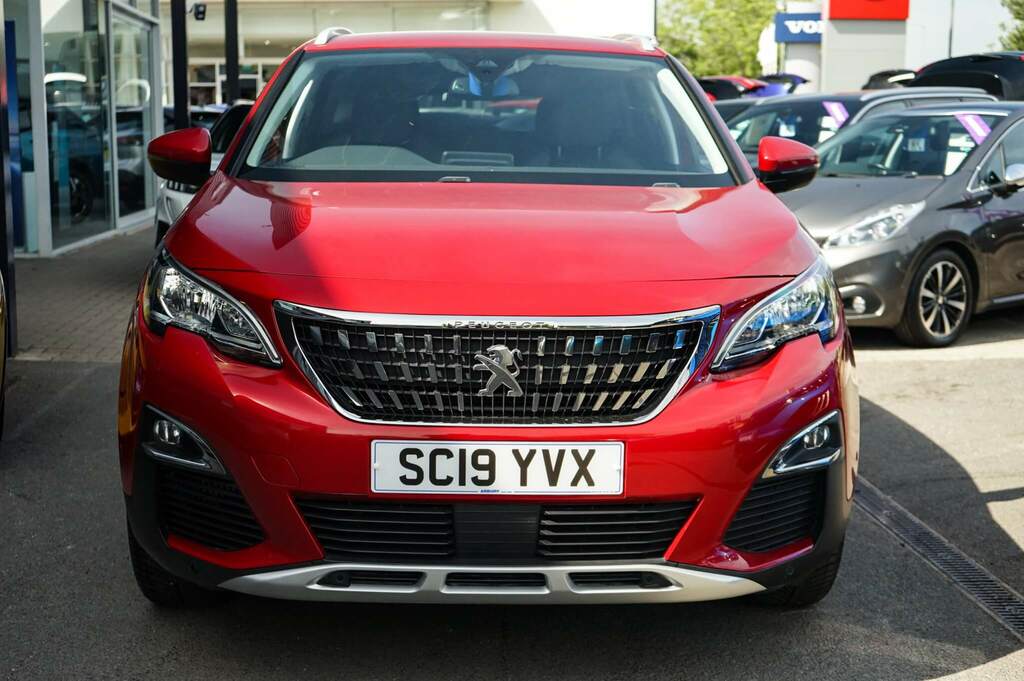Peugeot 3008 1.2 Puretech Allure SC19YVX Red #3